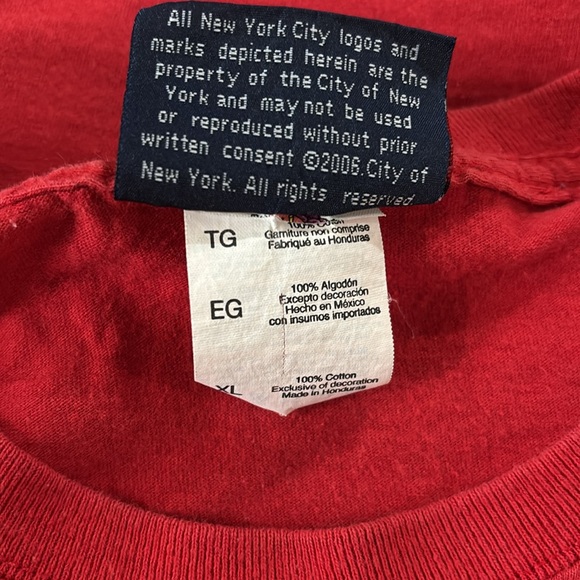 New York fire dep t-shirt - Picture 7 of 7